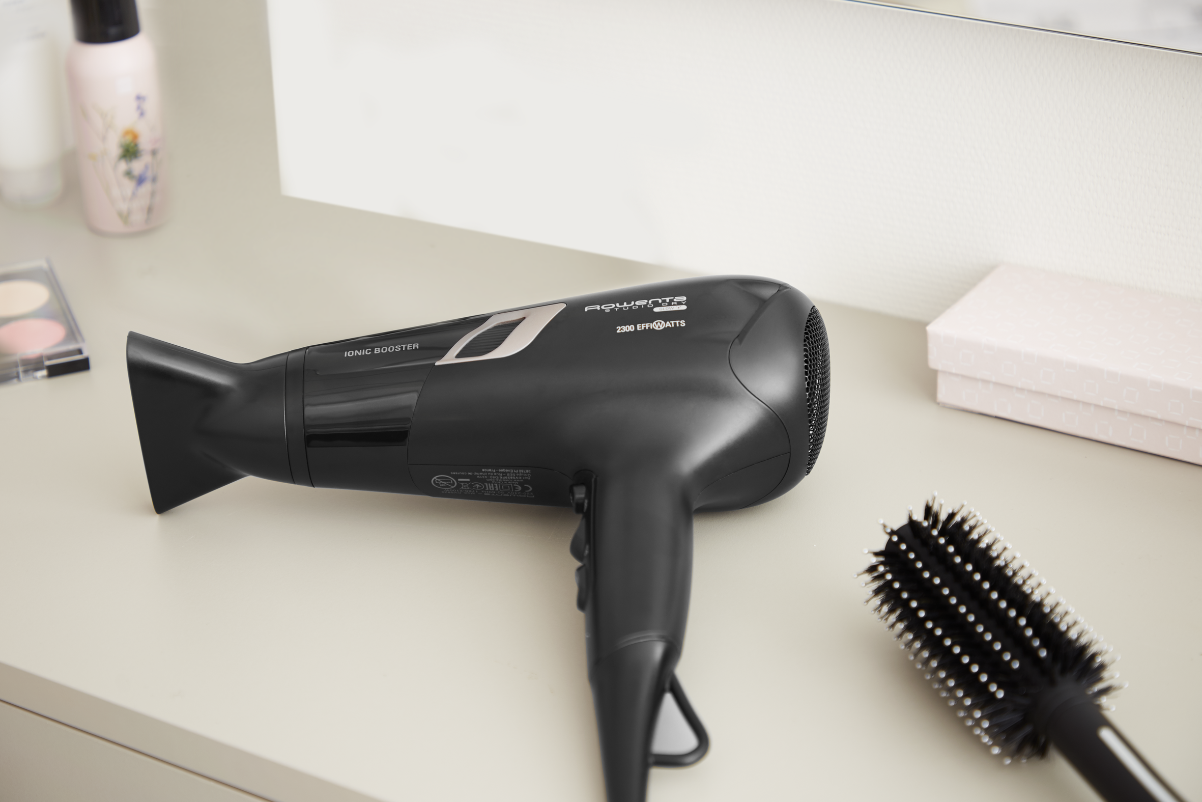 Studio Dry Glow, Asciugacapelli, Motore DC, 2300 EW, Risparmio energetico