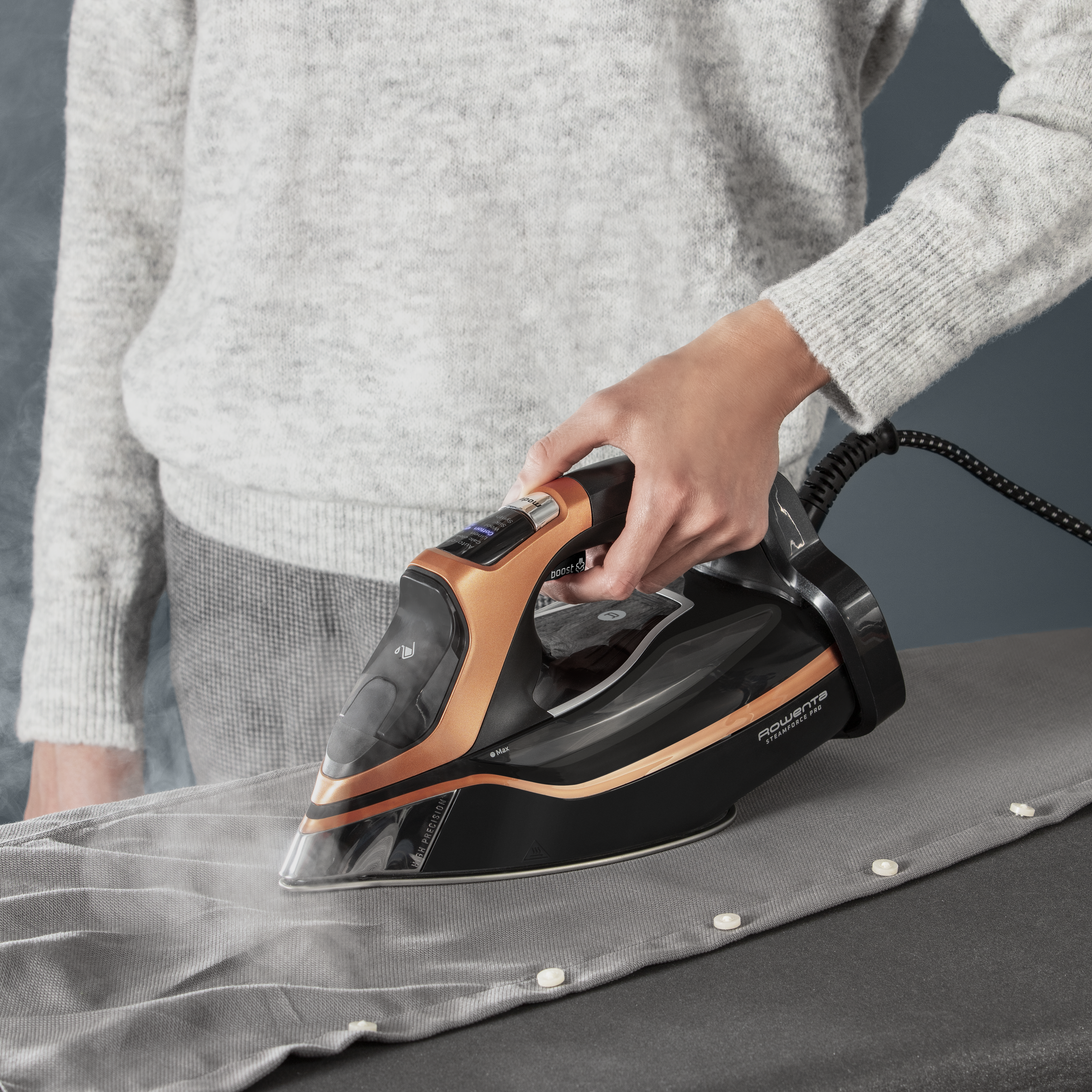 Steamforce Pro, Ferro a Vapore, 300 g/min, Smart-control, Microsteam 400, Copper