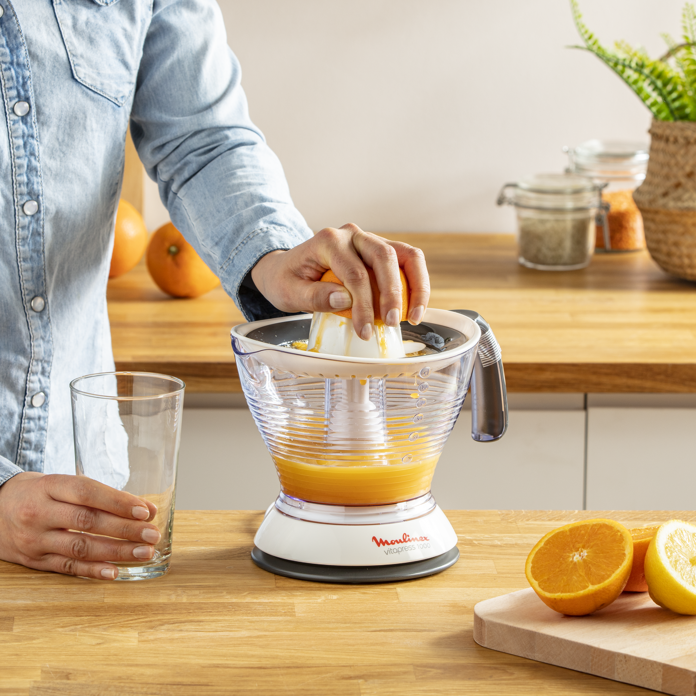 Presse Agrume Bol Récupérateur De Jus Avec Bec Verseur Pour Presse-Agrumes Moulinex Vitapress Pro PC700D - Pièce Originale Presse Agrume Electrique Moulinex Presse Agrume Bol Récupérateur De Jus Avec Bec Verseur Pour Presse-Agrumes Moulinex Vitapress Pro PC700D - Pièce Originale Presse Agrume Electrique Moulinex